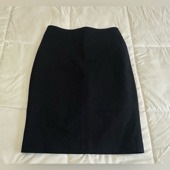 SPANX Dresses & Skirts - New SPANX Shaping Pencil Skirt Sz Large in Classic Black